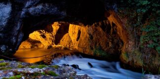 Jaka piłka grają w Katarze?