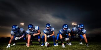 Czy w rugby można podawać piłkę do przodu?