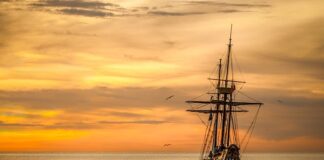 Jak się gra w statki?