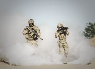 Czy z ręki można strzelać?