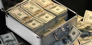 Ile zarabia młody piłkarz?